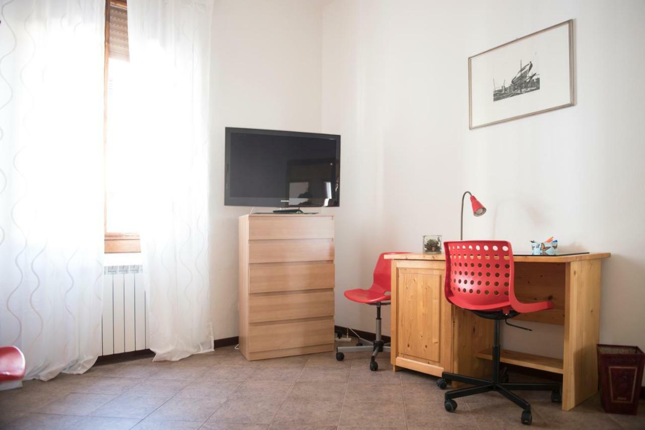 "Il Ponte" Apartment In Флоренция Экстерьер фото